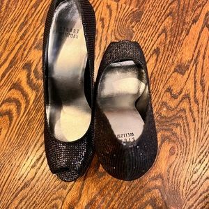 New peep toe Stuart Weitzman heals. Black color w/ purple & teal glitter detail.